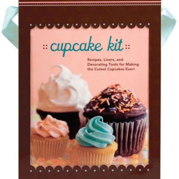 Chronicle Books Other - NWT never opened Chronicle books cupcake kit